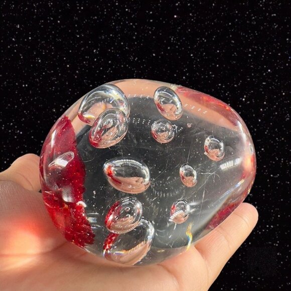 Vintage Art Glass Paperweight Red Bottom With Clear Large Air Bubbles Swirls - Picture 14 of 14